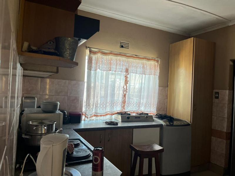 2 Bedroom Property for Sale in Guguletu Western Cape